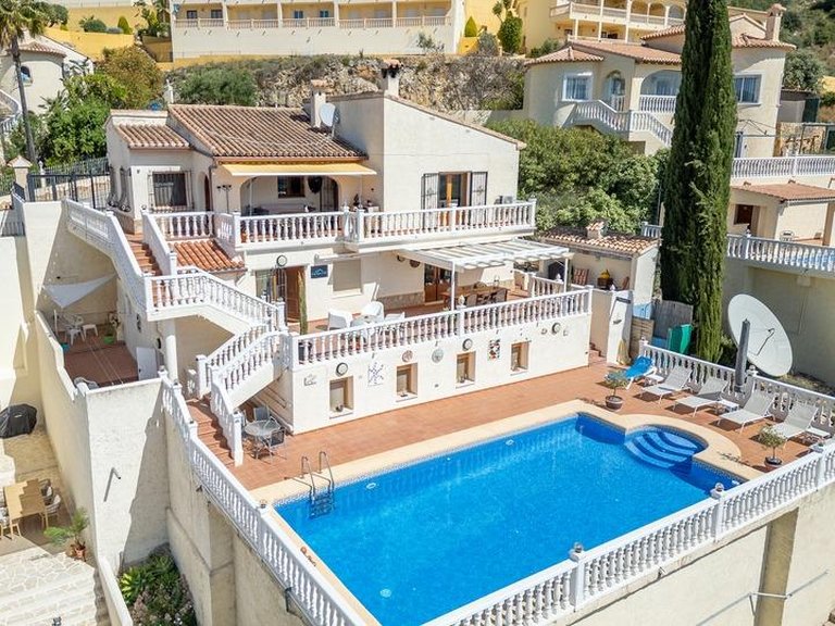 Villa for Sale in Comunidad valenciana, Jalon - Xalo, Alicante 1