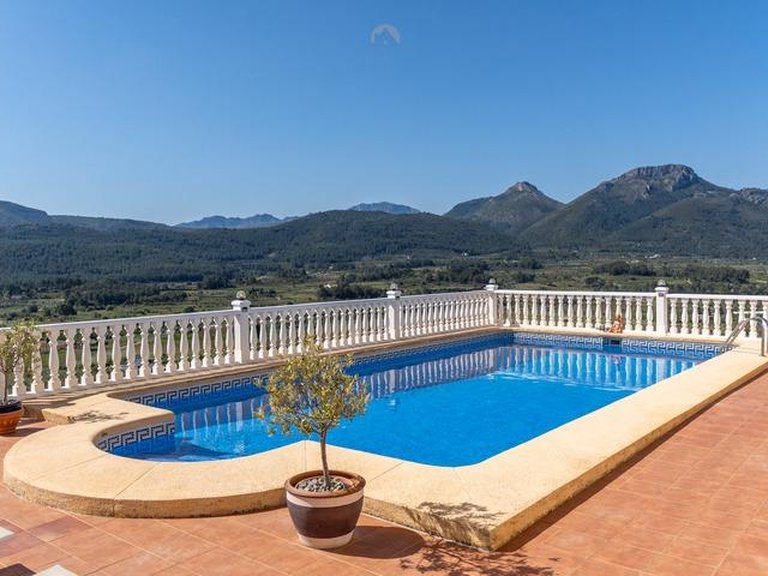 Villa for Sale in Comunidad valenciana, Jalon - Xalo, Alicante 19