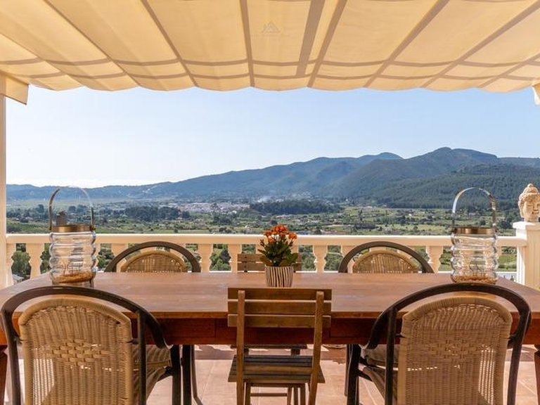 Villa for Sale in Comunidad valenciana, Jalon - Xalo, Alicante 20