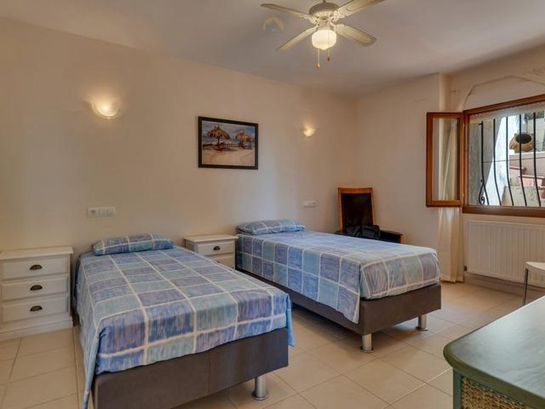 Villa for Sale in Comunidad valenciana, Jalon - Xalo, Alicante 23