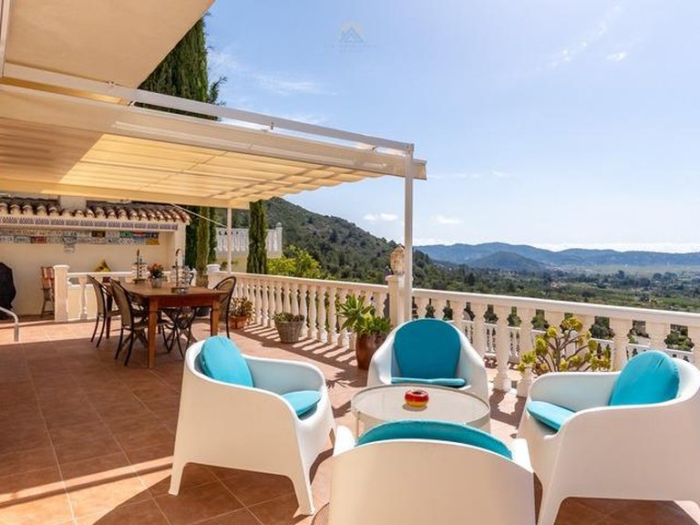 Villa for Sale in Comunidad valenciana, Jalon - Xalo, Alicante 29