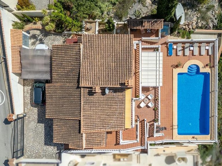 Villa for Sale in Comunidad valenciana, Jalon - Xalo, Alicante 39