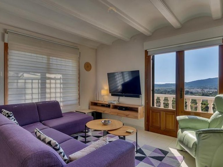 Villa for Sale in Comunidad valenciana, Jalon - Xalo, Alicante 5