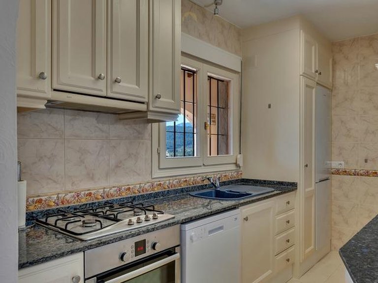 Villa for Sale in Comunidad valenciana, Jalon - Xalo, Alicante 8