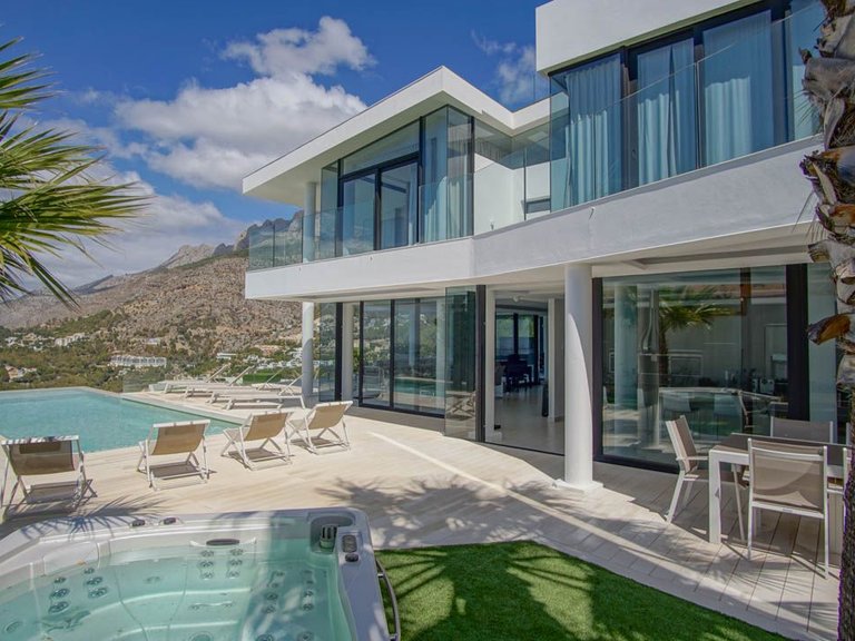 Villa for Sale in Altea Hills, Altea, Alicante 3