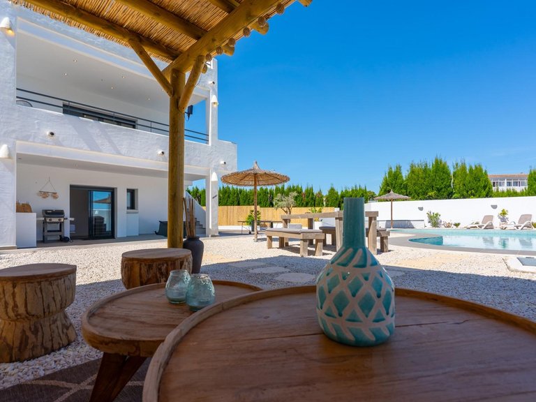 Villa for Sale in El Arenal, Jávea - Xàbia, Alicante 3