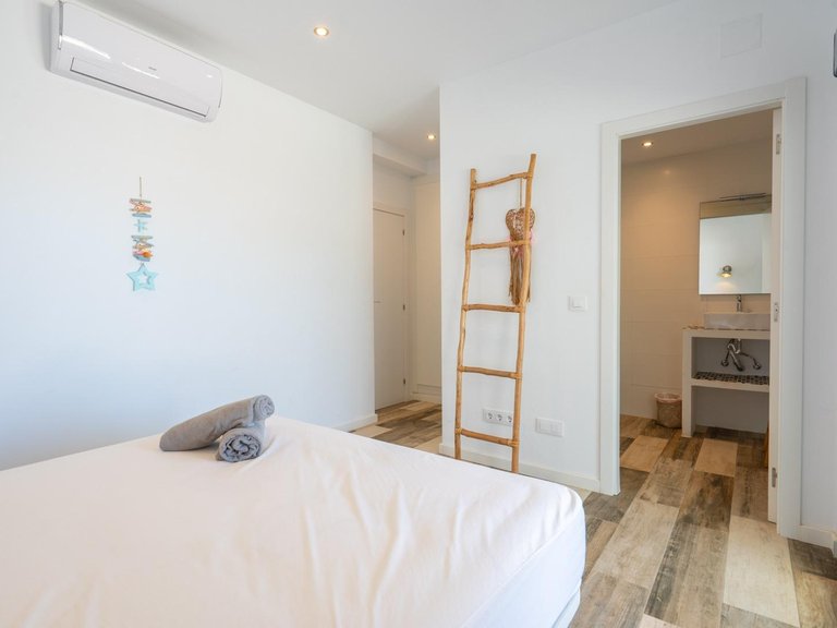Villa for Sale in El Arenal, Jávea - Xàbia, Alicante 35