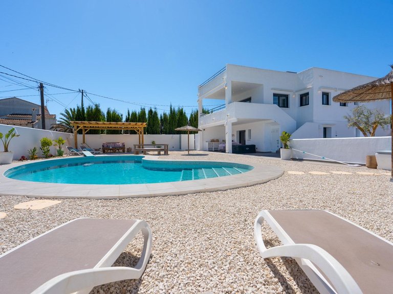 Villa for Sale in El Arenal, Jávea - Xàbia, Alicante 60