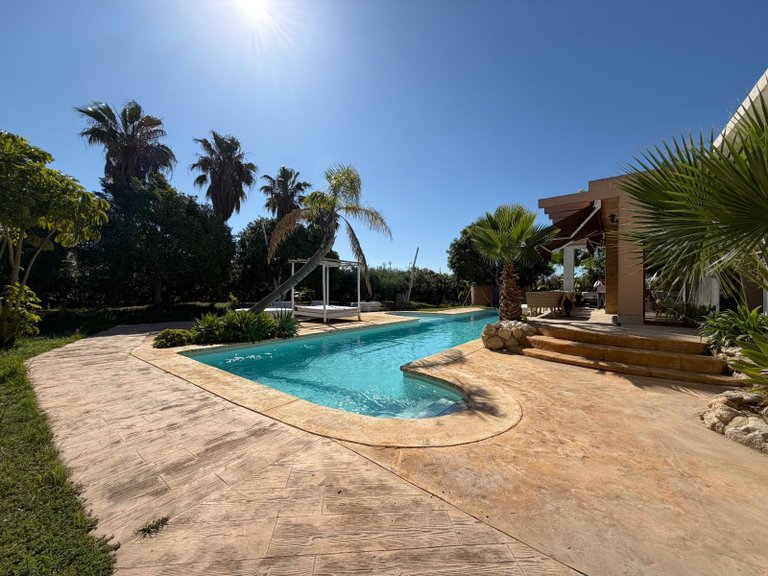 Villa for Sale in Centro, Elche, Alicante 5