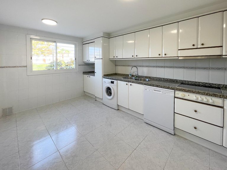 Apartment for Sale in Albir, Alfaz Del Pi, Alicante 6