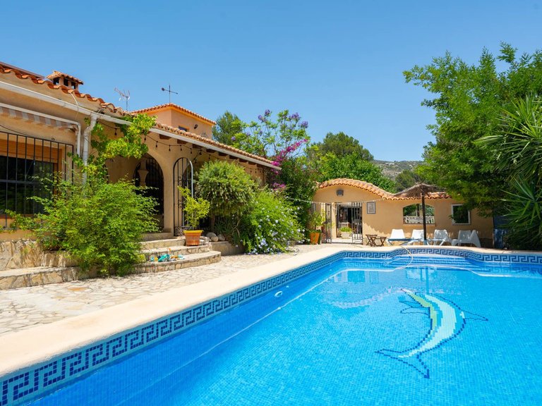 Villa for Sale in Comunidad valenciana, Jalon - Xalo, Alicante 5