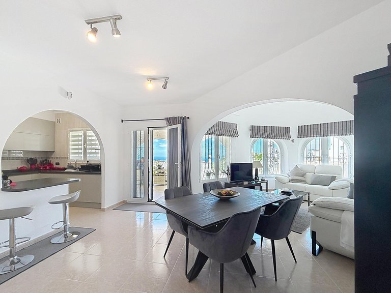 Villa for Sale in El Higuerón, Mijas, Malaga 4