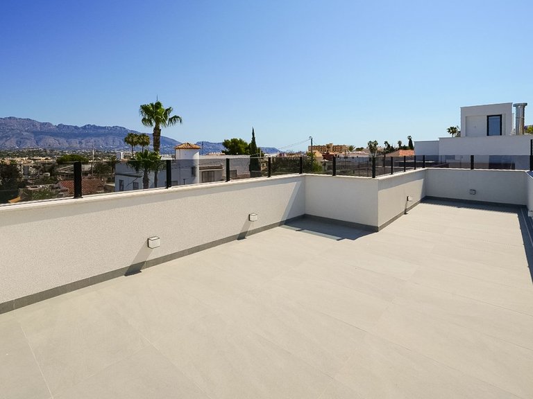 Villa for Sale in PLAYA, Alfaz Del Pi, Alicante 46