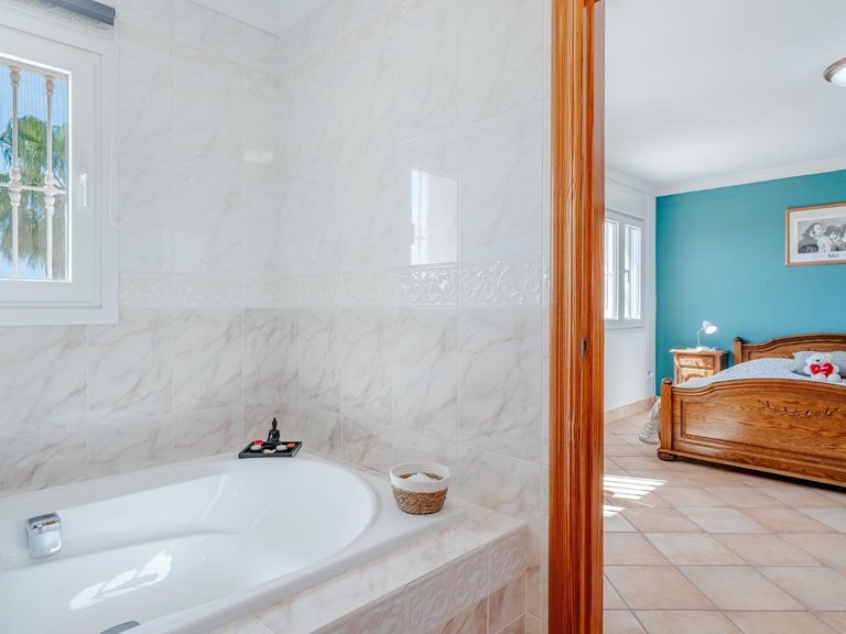 Villa for Sale in La vallesa, Calpe, Alicante 41