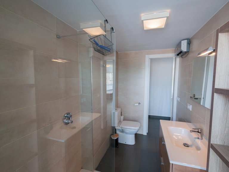 Apartment for Sale in Playa de Fossa-Levante, Calpe, Alicante 11