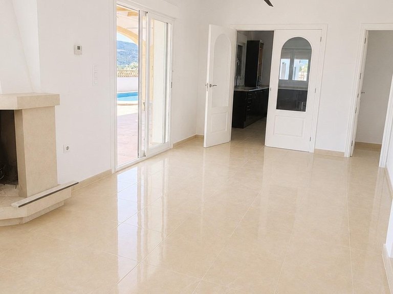 Villa for Sale in Comunidad valenciana, Beniarbeig, Alicante 3