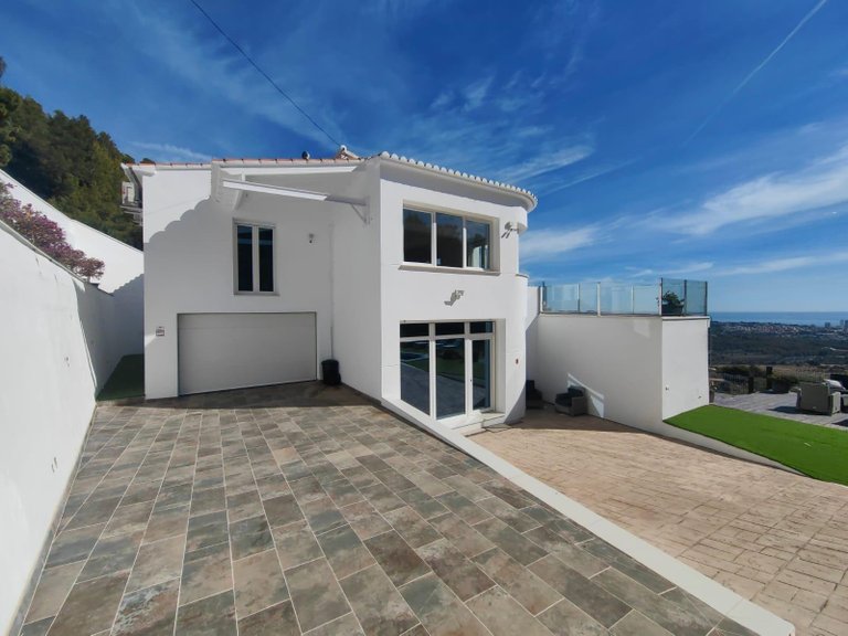 Villa for Sale in Oltamar, Calpe, Alicante 32