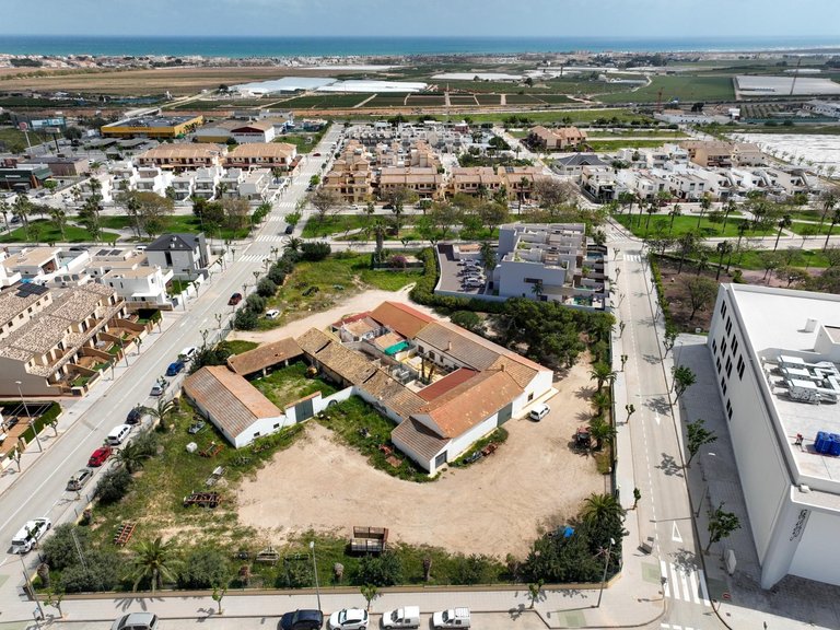 Villa for Sale in Pilar De La Horadada, Alicante 5
