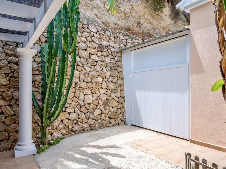 Town House for Sale in Calpe, Alicante 36