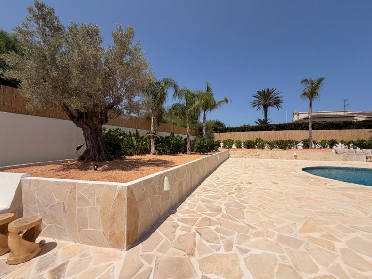 Villa for Sale in Northern spain, Ansoain, Navarra 37