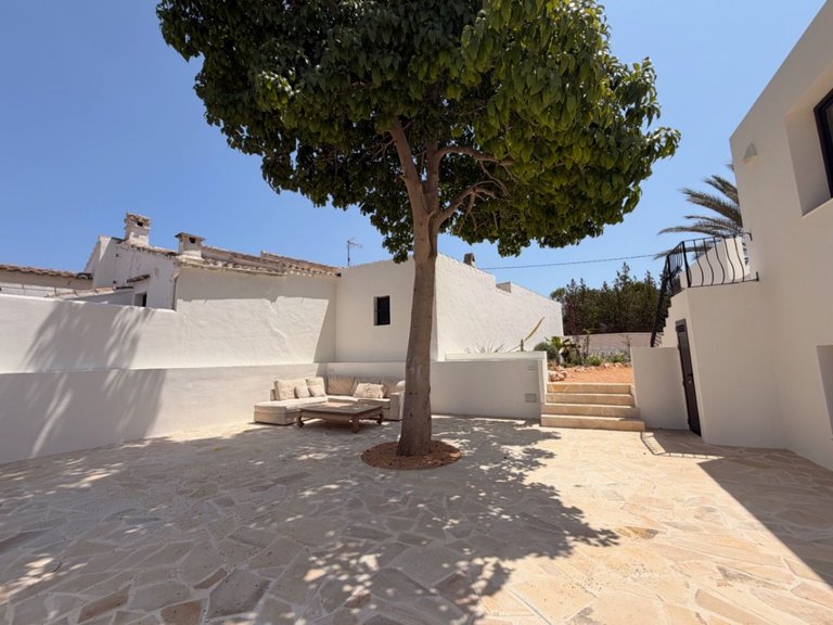Villa for Sale in Northern spain, Ansoain, Navarra 39