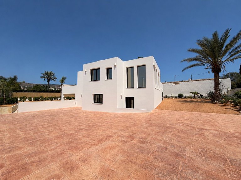 Villa for Sale in Northern spain, Ansoain, Navarra 45
