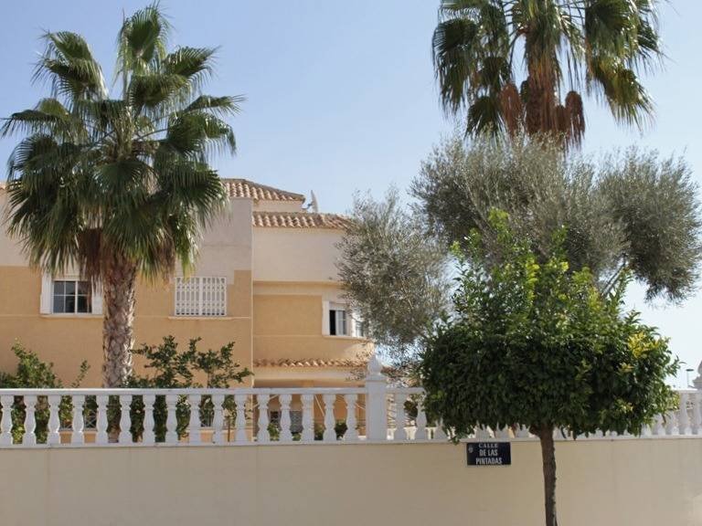 Villa for Sale in Costa Blanca Torrevieja, Alicante 1