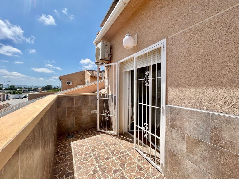 Villa for Sale in Costa Blanca Torrevieja, Alicante 26