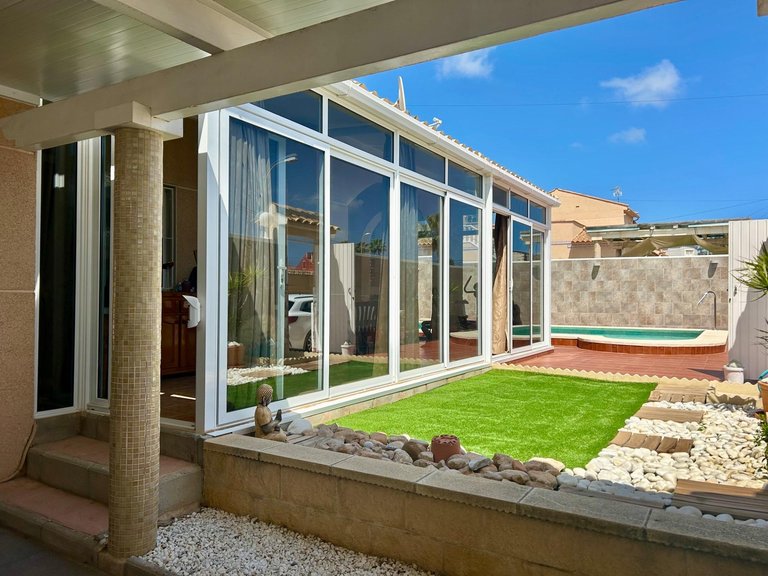 Villa for Sale in Costa Blanca Torrevieja, Alicante 9