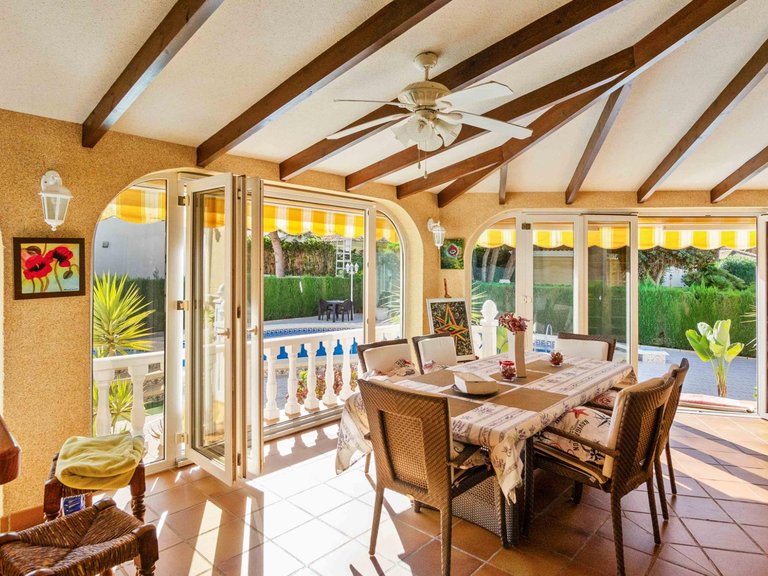 Villa for Sale in Costa Blanca Cabo Roig, Alicante 32