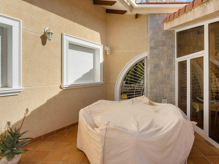 Villa for Sale in Costa Blanca Cabo Roig, Alicante 39