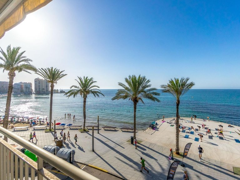 Apartment for Sale in Costa Blanca Torrevieja, Alicante 27