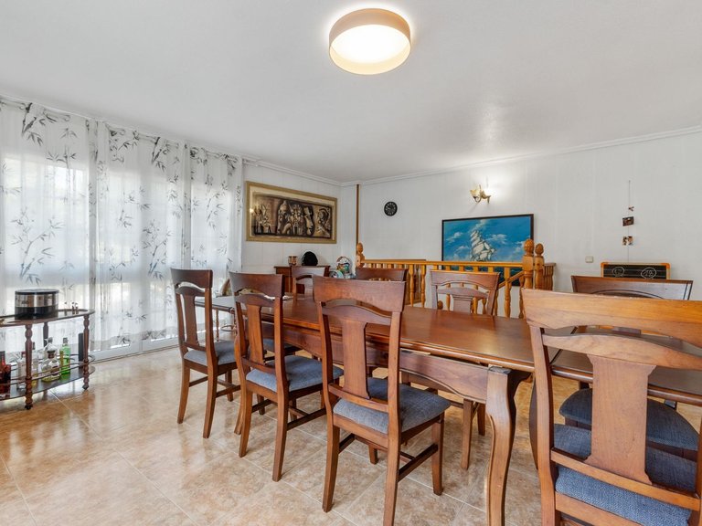 Villa for Sale in Costa Blanca Torrevieja, Alicante 14