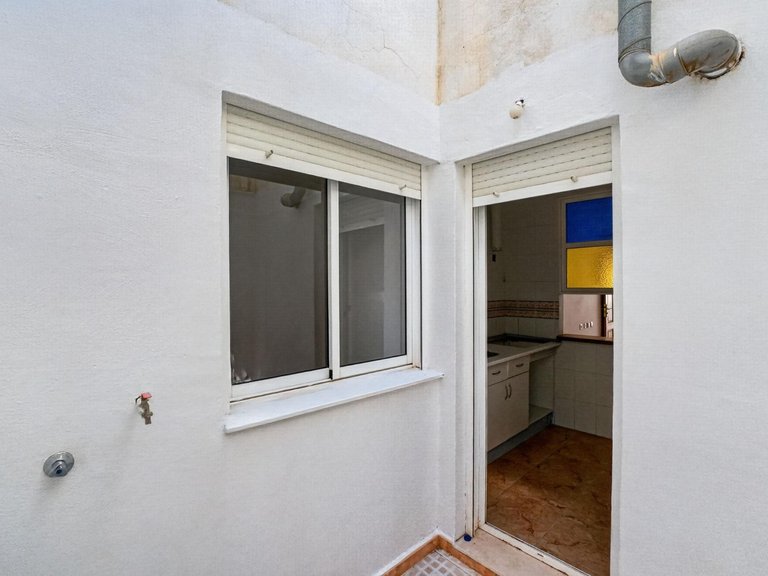 Apartment for Sale in Torrevieja, Alicante 23