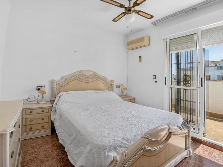 Town House for Sale in Torrevieja, Alicante 18