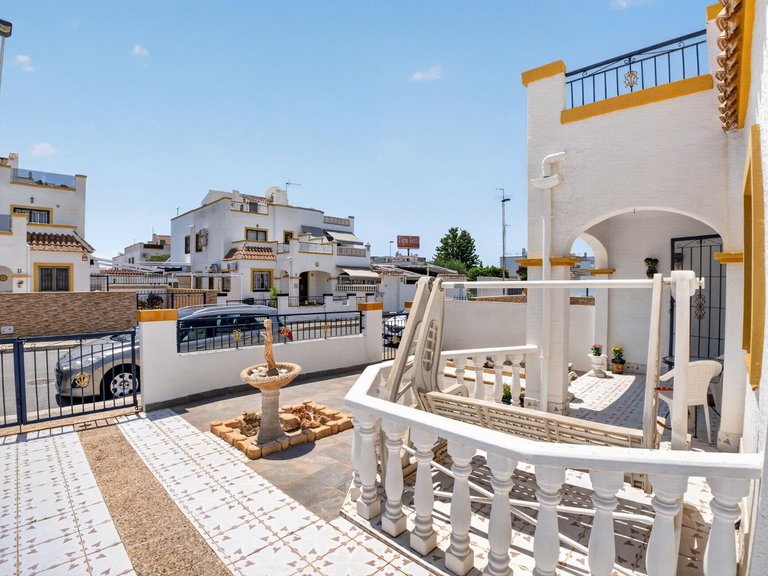 Town House for Sale in Torrevieja, Alicante 4
