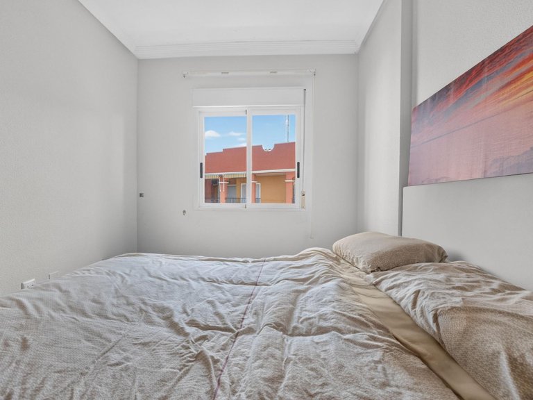 Penthouse for Sale in Torrevieja, Alicante 26