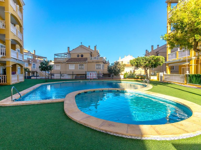 Penthouse for Sale in Torrevieja, Alicante 3