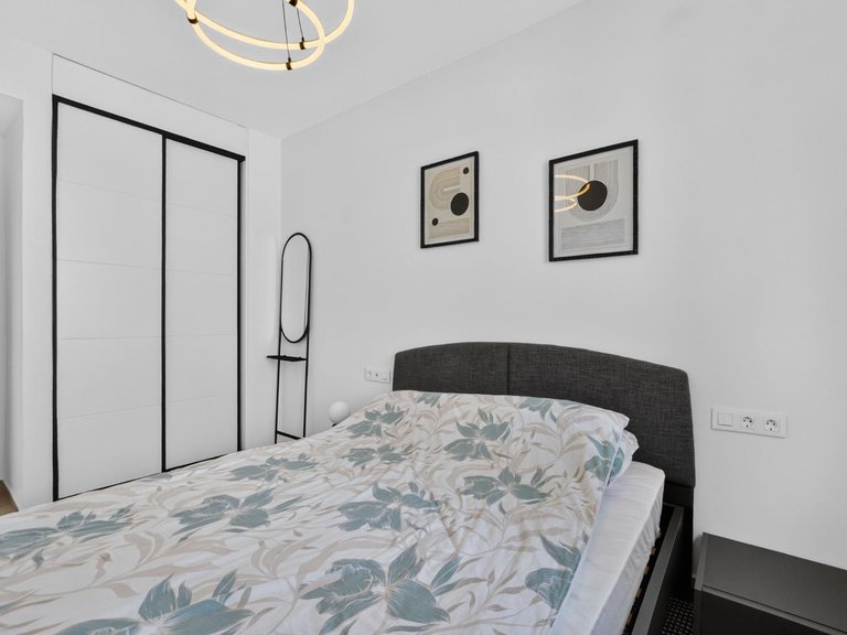 Villa for Sale in Guardamar Del Segura, Alicante 23