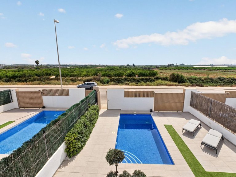 Villa for Sale in Guardamar Del Segura, Alicante 34