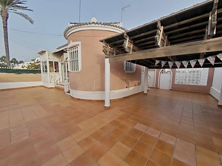 Villa for Sale in Costa Blanca Torrevieja, Alicante 5