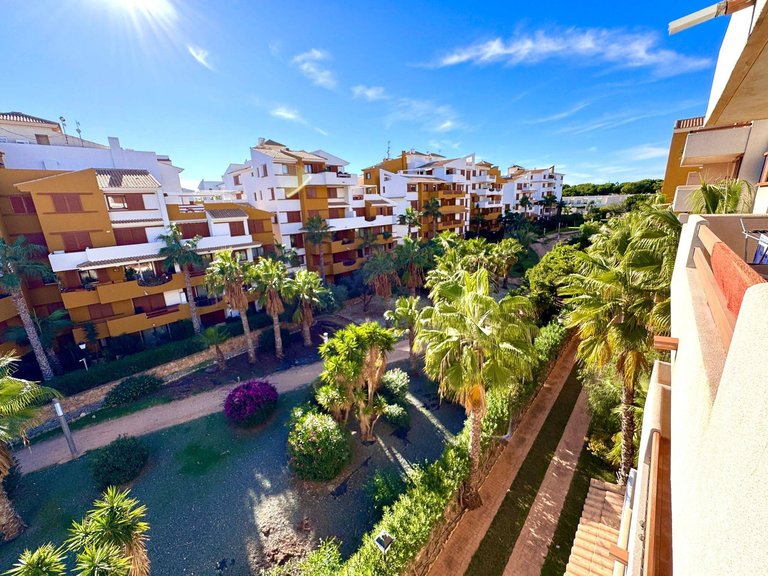 Apartment for Sale in Costa Blanca Torrevieja, Alicante 9