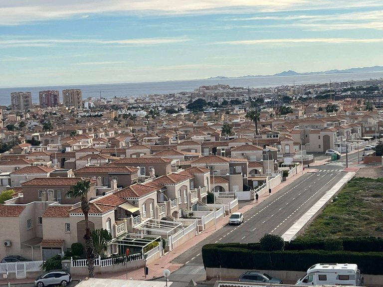 Apartment for Sale in Torrevieja, Alicante 25