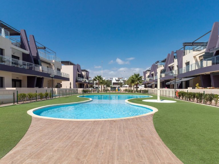 Apartment for Sale in Costa Blanca Pilar De La Horadada, Alicante 2