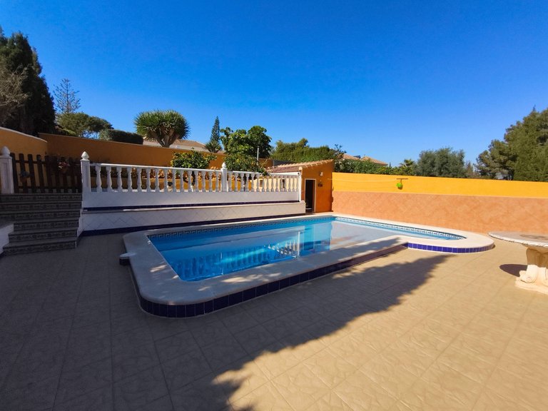 Villa for Sale in Costa Blanca Torrevieja, Alicante 42