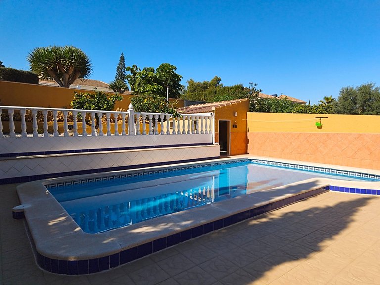 Villa for Sale in Costa Blanca Torrevieja, Alicante 1