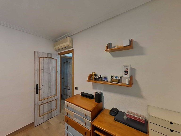 Villa for Sale in Costa Blanca Torrevieja, Alicante 17