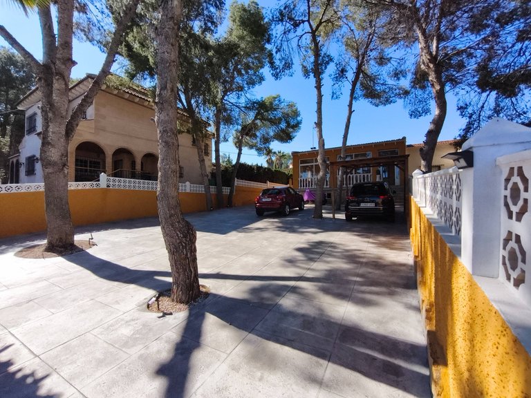 Villa for Sale in Costa Blanca Torrevieja, Alicante 48