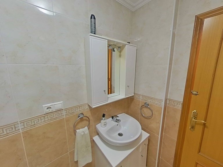 Apartment for Sale in Torrevieja, Alicante 27