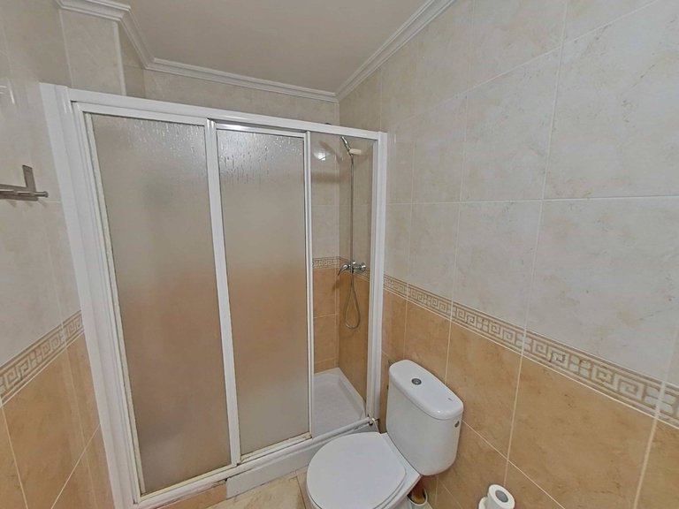 Apartment for Sale in Torrevieja, Alicante 32